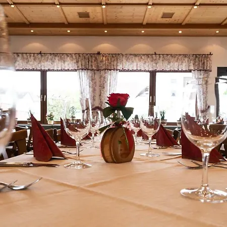 Rosenwirt Hotel 2*